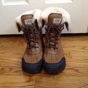 Ugg snow boots